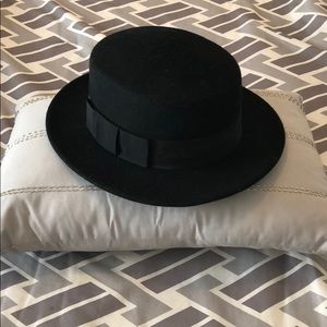 Black Flat-Top Hat